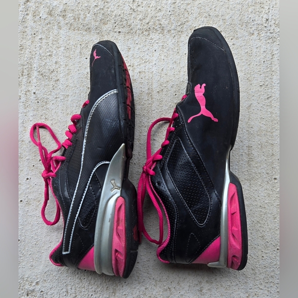 Puma‎ Black and Pink Sporty Sneakers with Mesh Design - Picture 3 of 7